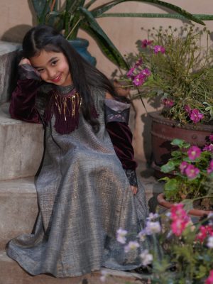 Alternative view of ivy - 9